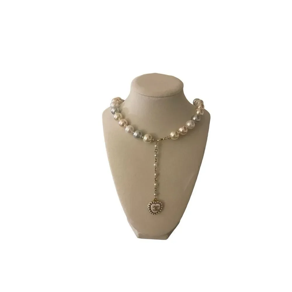 C*h*a*n*e*L Faux Pearl Choker - Picture 1 of 5